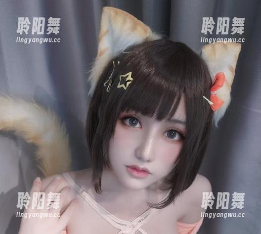 芊川一笑MNK的秘密花园：网盘里藏着她的旗袍梦想！