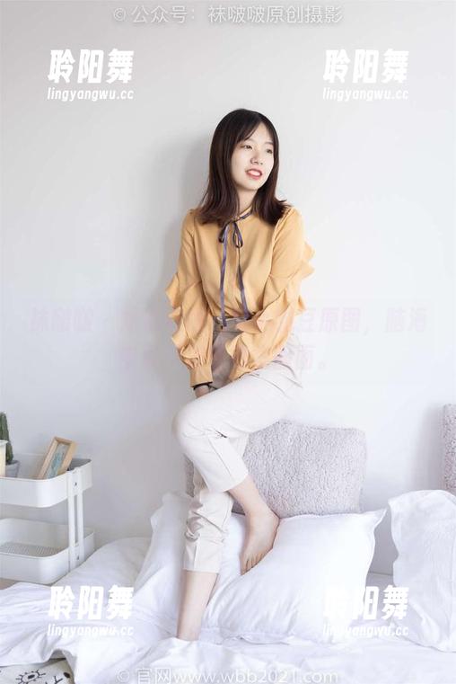 袜啵啵-小甜豆 袜啵啵 - 短裙在线,有小甜豆原图,脑海中已经浮现很多画面。