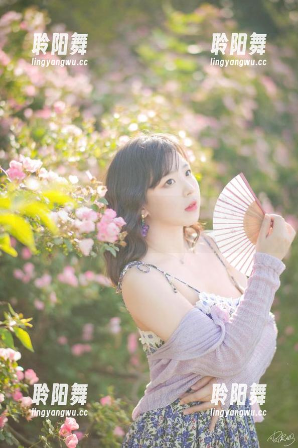 蕾丝兔兔大作战：超皮皮皮奶的自拍分享，把快乐洒向每一处！