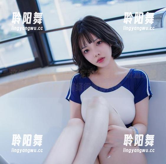 这年头，连图集都得定制？雯妹不讲道理把520女友演绎得淋漓尽致。