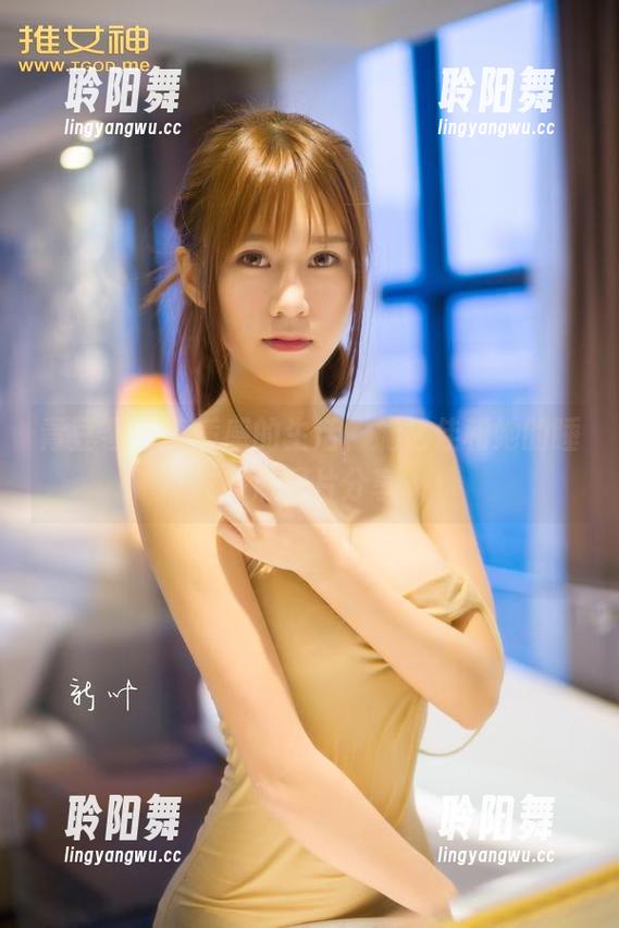 青豆客 - 高质感的生活，施忆佳和她的睡衣高清图片分享。