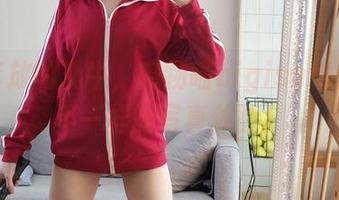 自由奔放的乳牛，魔物喵nigisa给你带来不一样的写真体验！